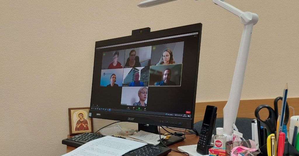 Що зараз відбувається з клінічними випробуваннями в Україні? Як війна вплинула на їх проведення? Які заходи допомогли стабілізувати ситуацію? – про це та інше розказала керівниця Департаменту експертизи матеріалів доклінічних та клінічних випробувань Центру Таїса Герасимчук.