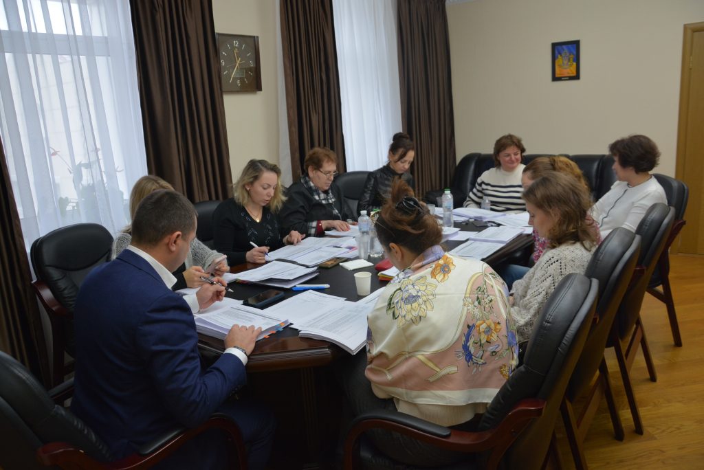 Станом на листопад ДЕЦ подано до МОЗ більше 8 тис. рекомендацій щодо державної реєстрації (перереєстрації) та клінічних випробувань лікарських засобів