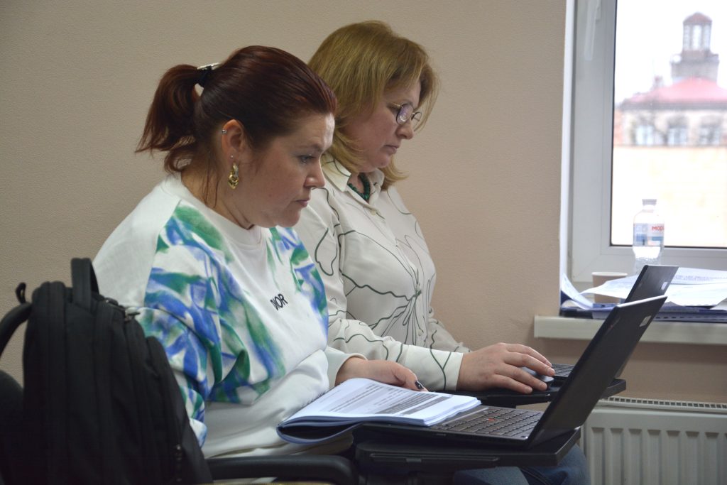 У ДЕЦ відбувся семінар-практикум, присвячений практичним аспектам фармаконагляду