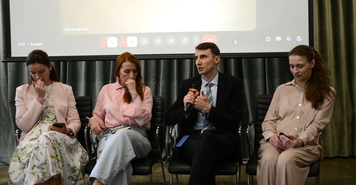 В Україні перші пацієнти отримали лікарські засоби на основі медичного канабісу