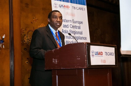 Едмундт Рутт, старший технічний радник USAID по туберкульозу, на семінарі